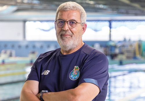 José Borges é treinador de Angélica. Destaca dois trunfos: a capacidade de trabalho e a experiência, que lhe permitem bater-se com as melhores do planeta em qualquer cenário.